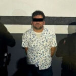 Detienen a hombre con más de 100 dosis de droga en el Centro de Monterrey