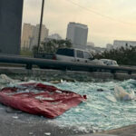 Vuelca camión con cristales y obstruye la circulación en Morones Prieto