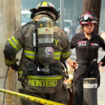 Incendio en bodega y lote baldío causa movilización en el centro de Monterrey