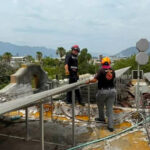 Falla en paneles solares provoca incendio y evacuación en el Centro de Monterrey