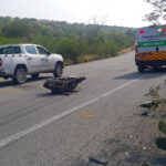Motociclista de 59 años pierde la vida tras ser embestido por tráiler; el responsable se da a la fuga