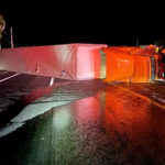 Volcadura de tráiler con químicos provoca cierre de la Carretera Nacional en Montemorelos